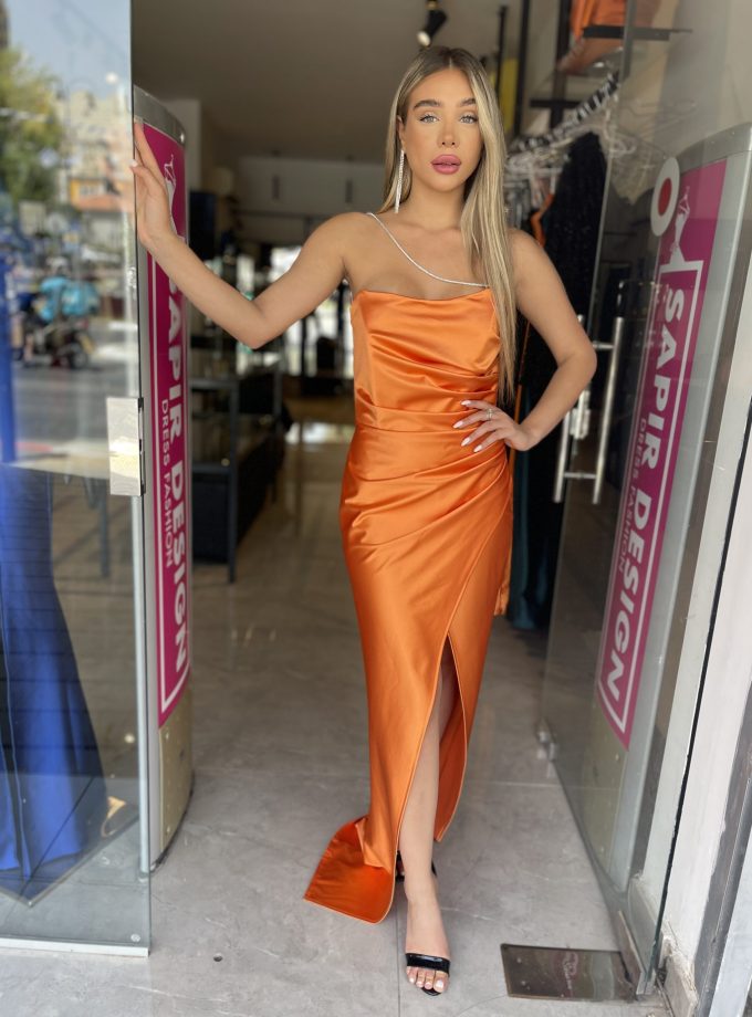 שמלת נועה כתום