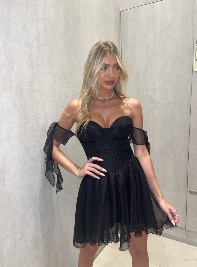 שמלת דבי שחור