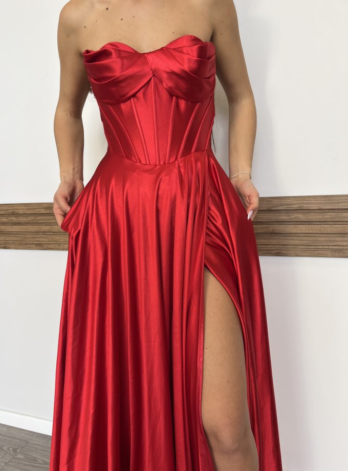 שמלת ברטה אדום