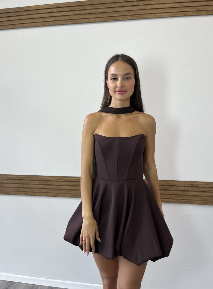 שמלת תאיר חום