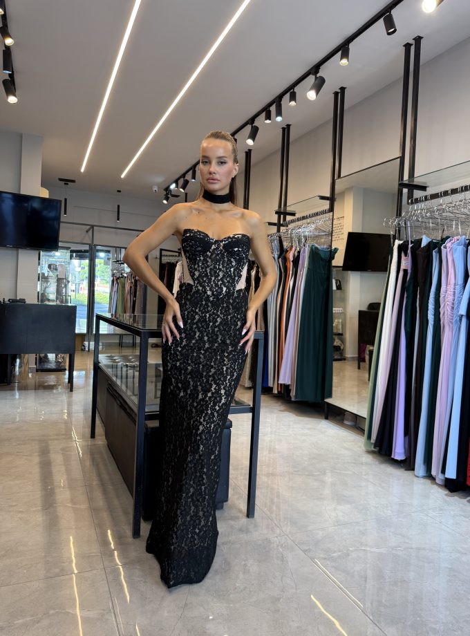 שמלת וגאס מקסי שחור